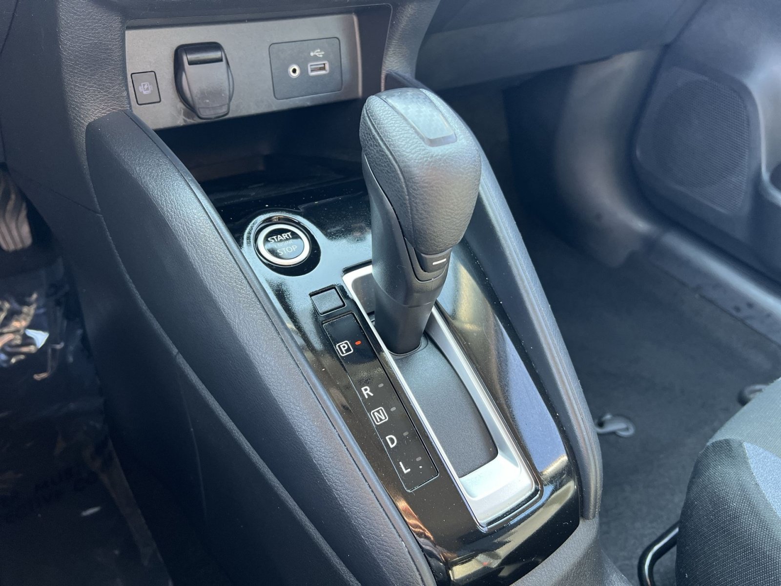 Used 2024 Nissan Versa SV FWD image 21