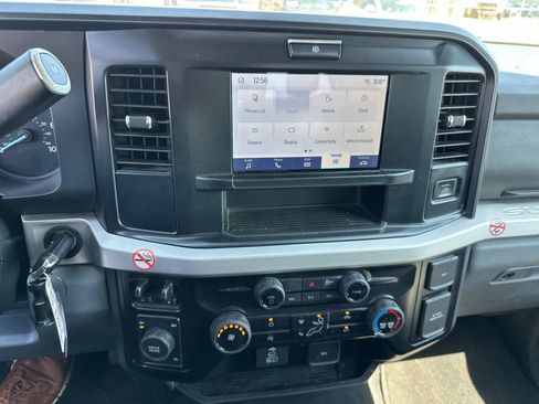 Used 2025 Ford F250 XLT AWD/4WD image 25
