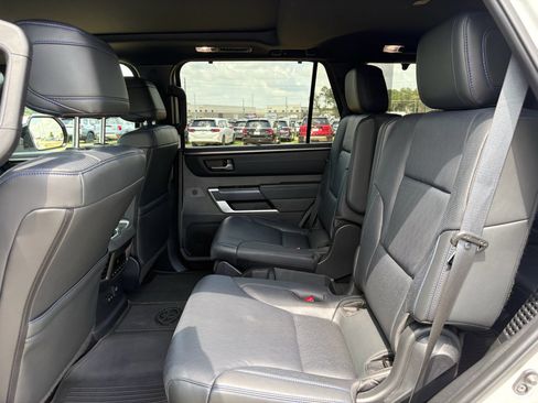 Used 2024 Toyota Sequoia Platinum AWD/4WD image 29
