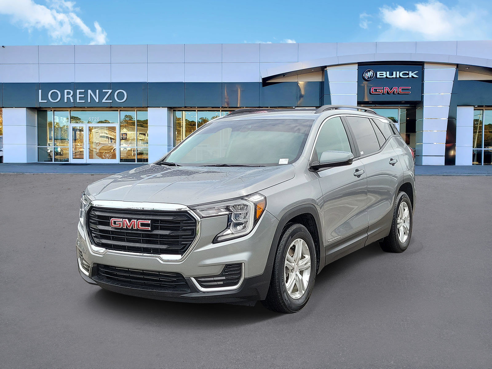 Used 2023 GMC Terrain SLE w/ Driver Convenience Package FWD image 1