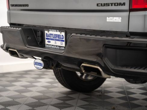 Used 2021 Chevrolet Silverado 1500 Custom Trail Boss w/ Safety Confidence Package AWD/4WD image 10
