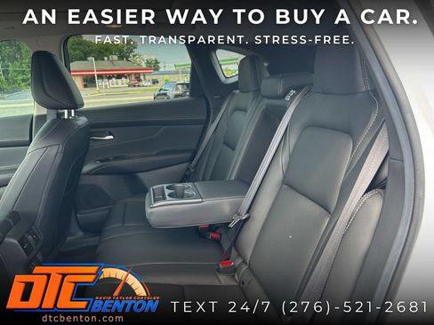 Used 2025 Nissan Murano SL AWD/4WD image 12