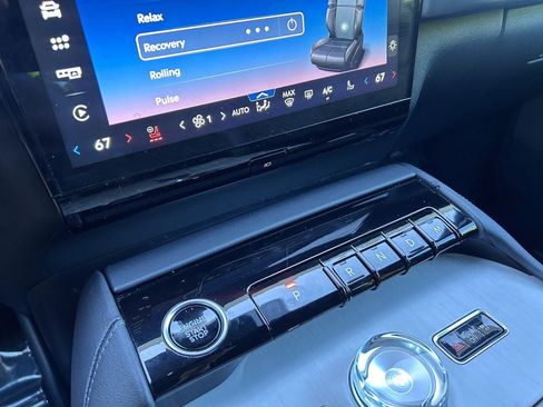 Used 2025 Lincoln Navigator Reserve w/ Jet Appearance Package AWD/4WD image 47