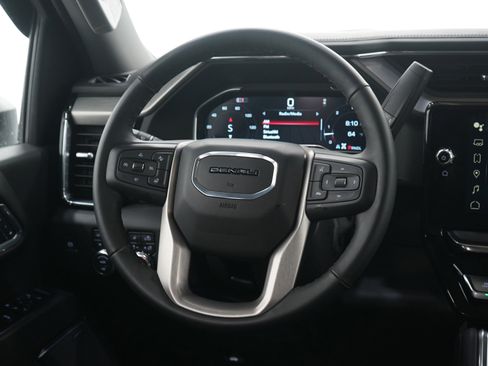Used 2024 GMC Sierra 2500 Denali w/ Technology Package image 19