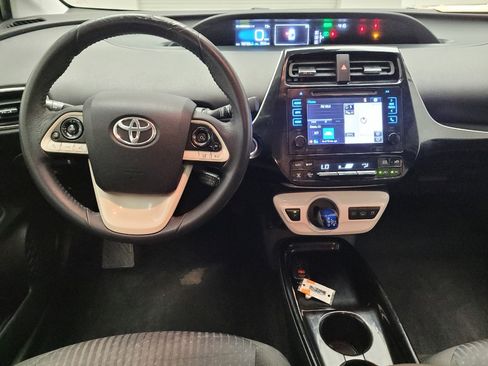 Used 2017 Toyota Prius Prime Plus w/ Carpet Mat Package FWD image 22
