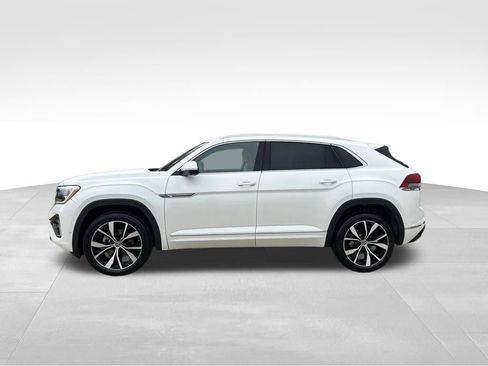 New 2026 Volkswagen Atlas Cross Sport SEL Premium R-Line AWD/4WD image 2