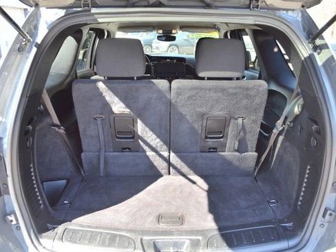 Used 2022 Dodge Durango SXT image 35