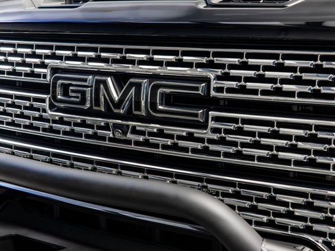 Used 2020 GMC Sierra 2500 Denali w/ Denali Ultimate Package AWD/4WD image 4