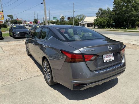 Used 2023 Nissan Altima 2.5 SV FWD image 7