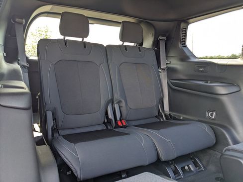 New 2026 Jeep Grand Cherokee L 2WD image 46