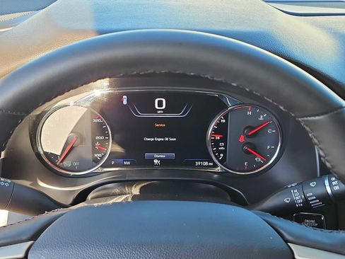 Used 2023 GMC Acadia Denali w/ Denali Technology Package image 22