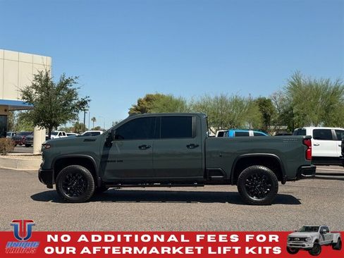 Used 2026 Chevrolet Silverado 2500 LTZ w/ LTZ Plus Package AWD/4WD image 11