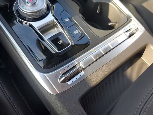 New 2026 Kia Carnival SX image 29