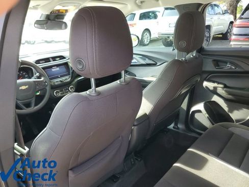 Certified 2023 Chevrolet TrailBlazer LT w/ Convenience Package FWD image 12
