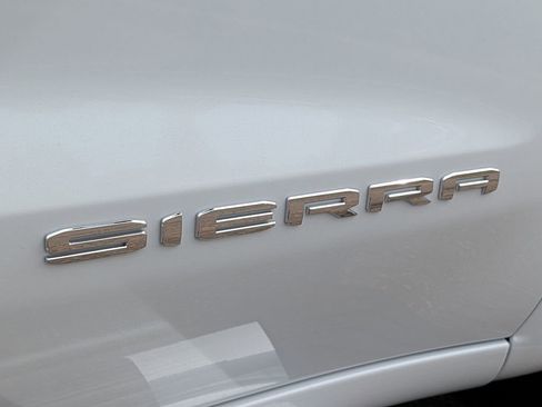 New 2026 GMC Sierra 1500 SLT w/ SLT Premium Plus Package AWD/4WD image 23