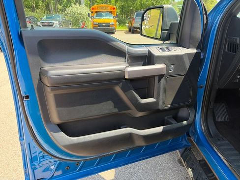 Used 2019 Ford F150 XLT w/ Equipment Group 302A Luxury AWD/4WD image 22