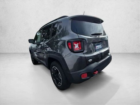 Used 2016 Jeep Renegade Trailhawk w/ Premium Trailhawk Package AWD/4WD image 6