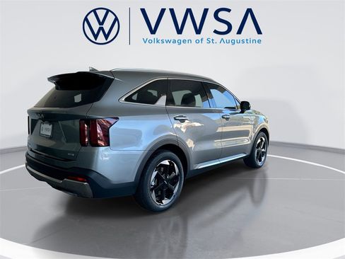 Used 2025 Kia Sorento EX image 7