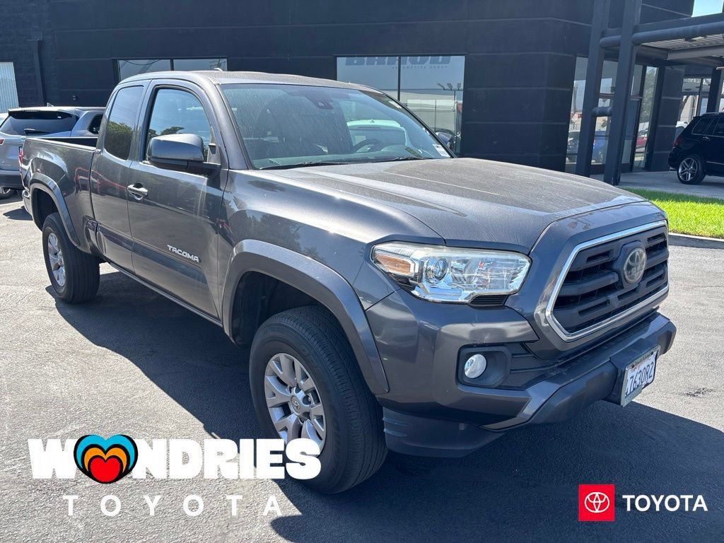 Used 2019 Toyota Tacoma SR5 RWD image 1