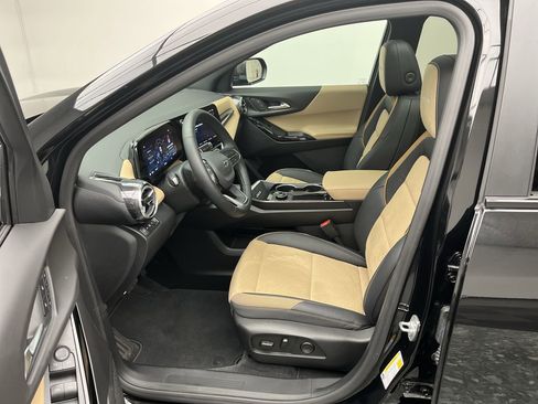 New 2026 Chevrolet Equinox ACTIV w/ Convenience Package III image 3