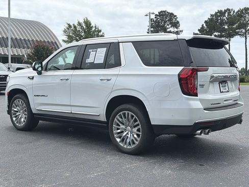 Used 2023 GMC Yukon Denali w/ Denali Reserve Package AWD/4WD image 10