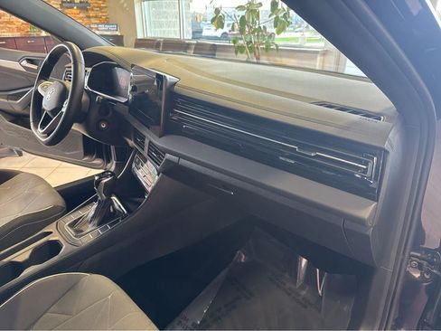 Used 2025 Volkswagen Jetta Sport FWD image 27