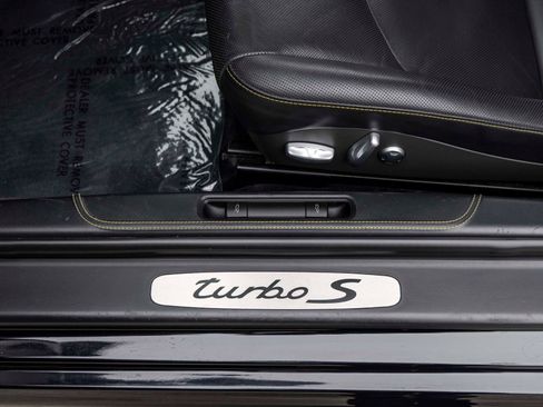 Used 2011 Porsche 911 Turbo S AWD/4WD image 42