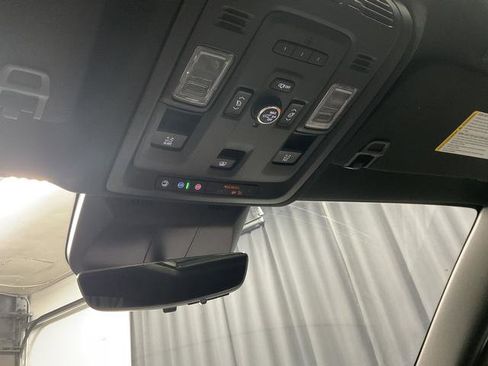 Used 2023 Cadillac Escalade Sport w/ LPO, ONYX Package image 28