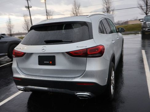 Used 2021 Mercedes-Benz GLA 250 4MATIC image 11