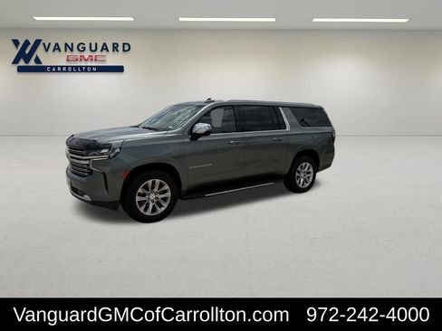 Used 2023 Chevrolet Suburban Premier RWD image 1