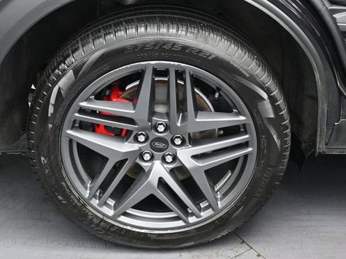 Used 2025 Ford Explorer ST-Line w/ ST-Line Street Pack image 37