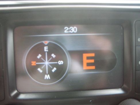 Used 2014 RAM 1500 Express image 24