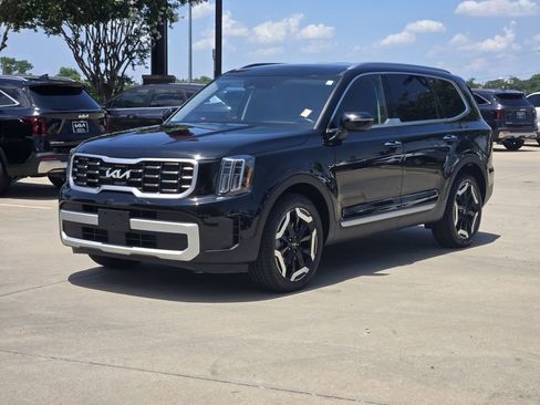 Certified 2025 Kia Telluride S AWD/4WD image 2