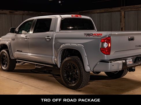 Used 2019 Toyota Tundra Limited w/ Limited Premium Package image 6