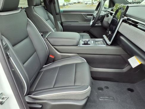 New 2026 GMC Sierra EV Elevation image 24