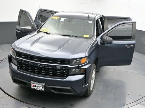 Used 2022 Chevrolet Silverado 1500 Custom w/ Safety Confidence Package image 60