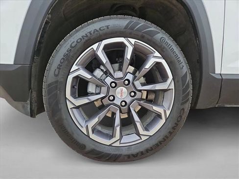 Used 2026 GMC Terrain Elevation w/ Elevation Premium Package image 24