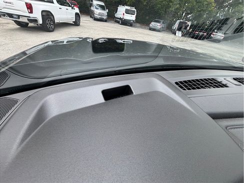 Used 2025 GMC Sierra 1500 4x4 Double Cab Elevation image 15