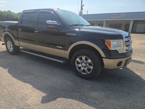 Used 2013 Ford F150 Lariat w/ Lariat Chrome Pkg AWD/4WD image 16