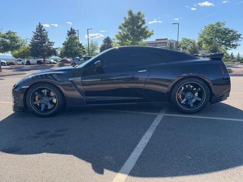 Used 2014 Nissan GT-R Premium AWD/4WD image 8