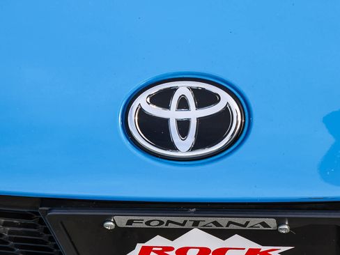 Used 2023 Toyota GR86 w/ ALL Weather Mat Package (TMS) image 11