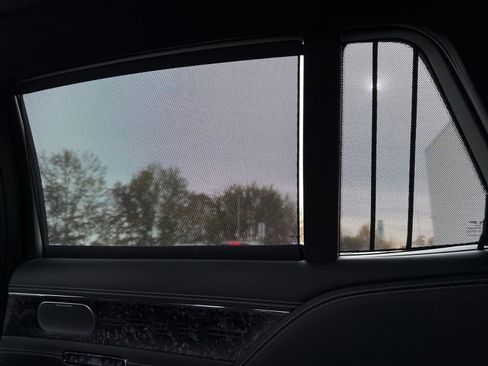 Used 2025 Genesis G90 3.5T image 15