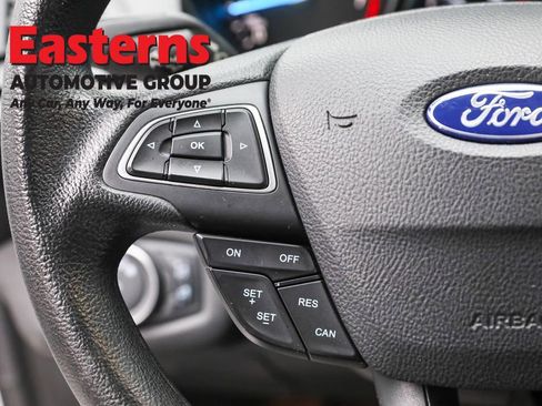 Used 2019 Ford Escape SE FWD image 15