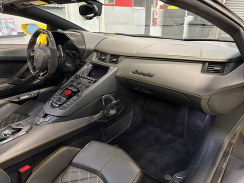 Used 2018 Lamborghini Aventador S AWD/4WD image 20