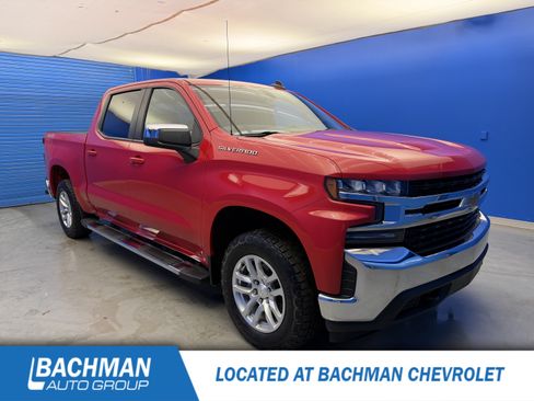 Used 2021 Chevrolet Silverado 1500 LT AWD/4WD image 1