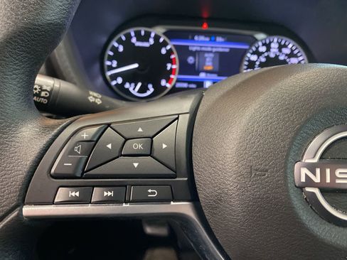 Used 2025 Nissan Sentra SV image 20