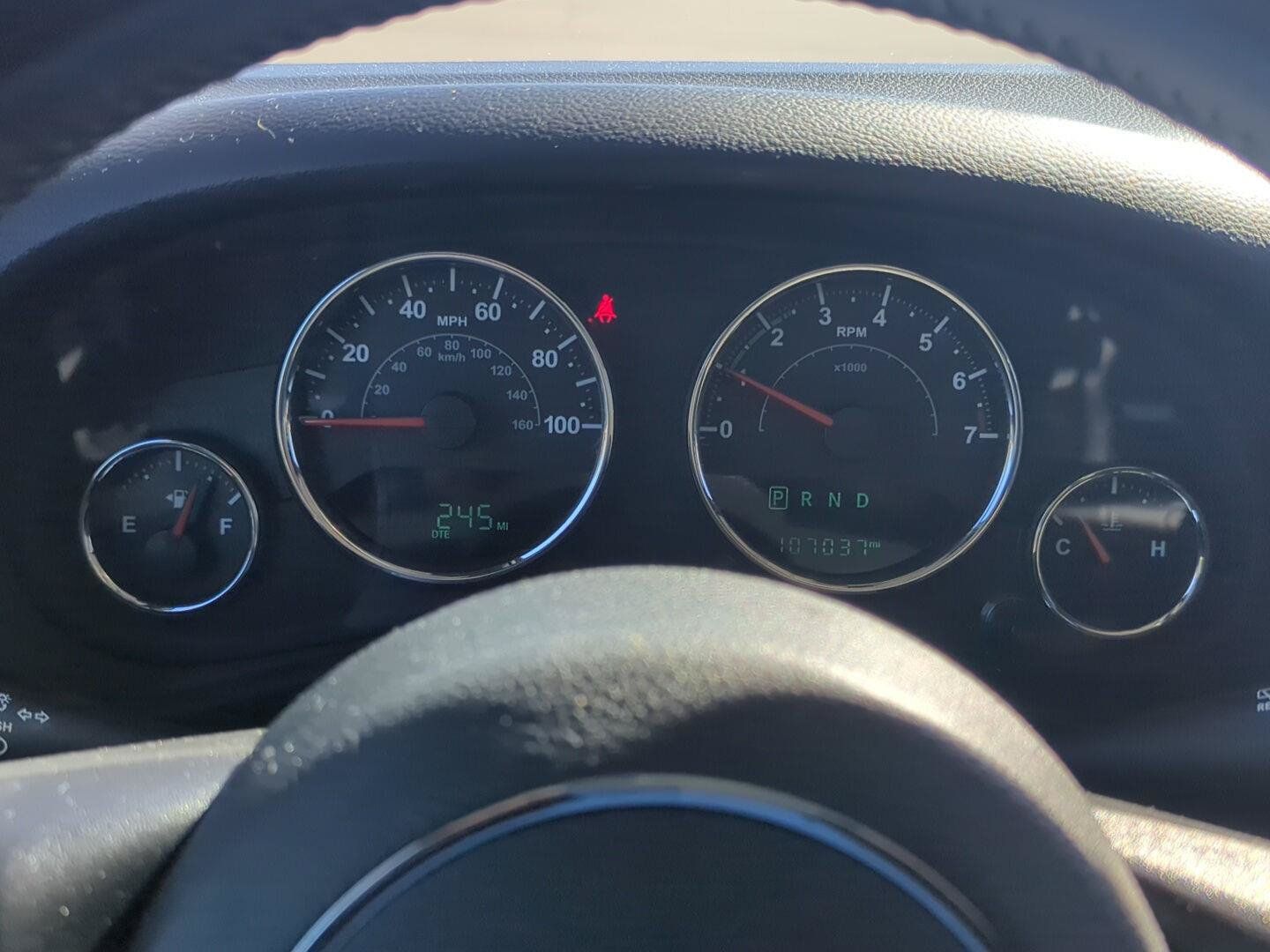 Used 2018 Jeep Wrangler Unlimited Sahara AWD/4WD image 16