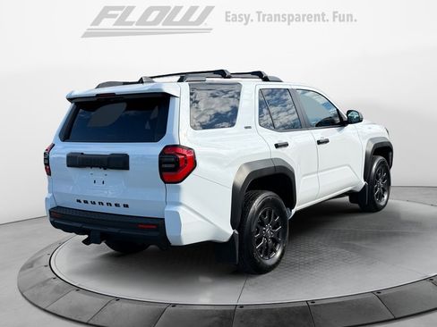 Used 2025 Toyota 4Runner SR5 image 9