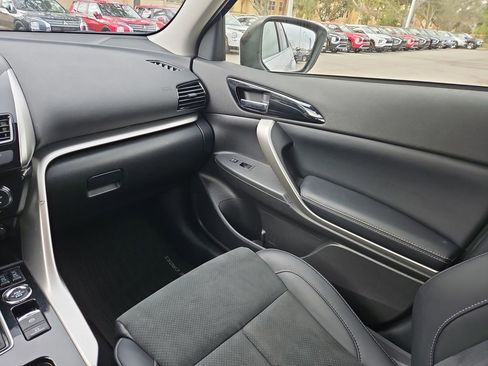 Used 2024 Mitsubishi Eclipse Cross SE AWD/4WD image 11