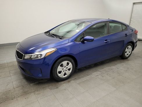Used 2018 Kia Forte LX FWD image 2